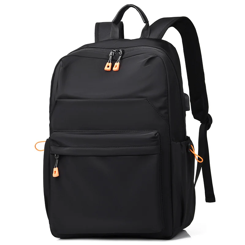 Robuster Alltagsrucksack mit wasserabweisendem Material Skanto