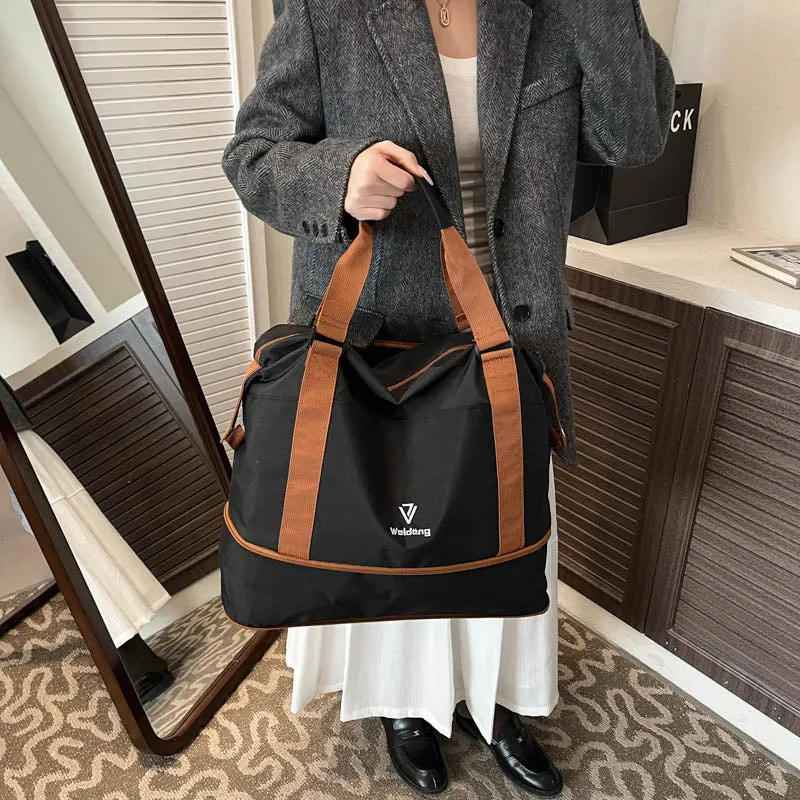 Praktische Trainings- und Reisetasche Skanto