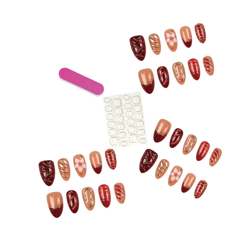 Künstlerische Nageldesign-Kollektion