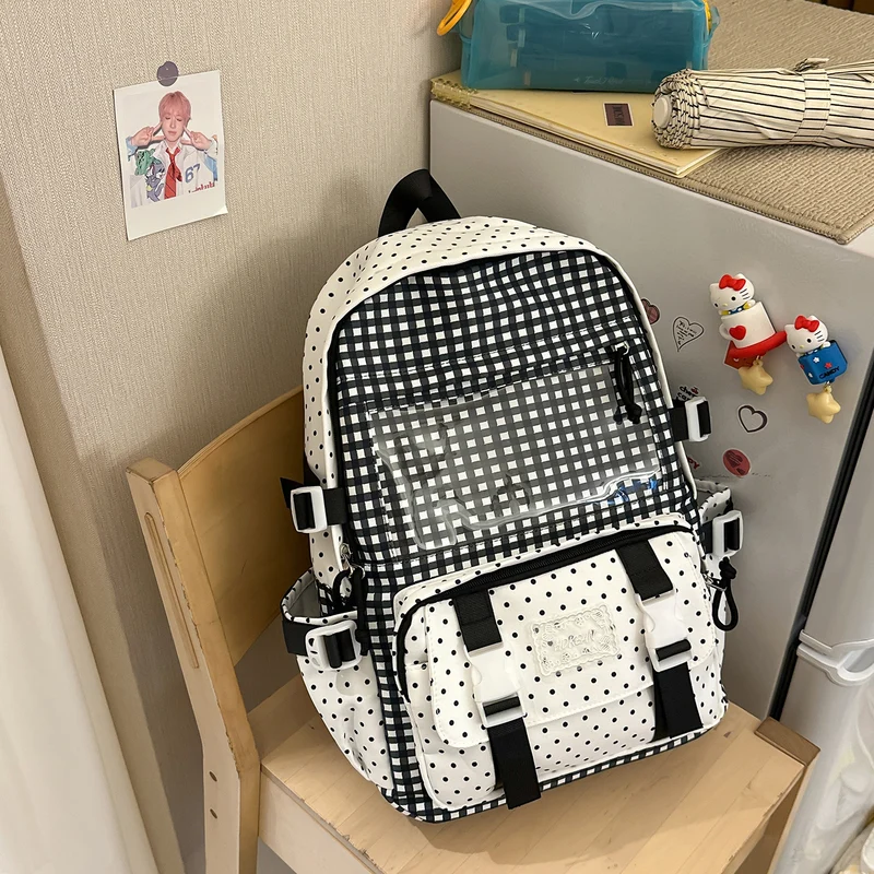 Charmanter Karierter Rucksack Karnz