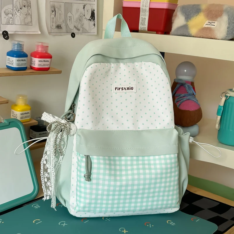 Charmanter gemusterter Tagesrucksack Karnz