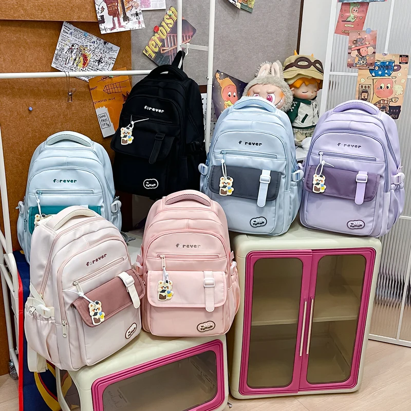 Charmanter Mehrfach-Taschen Rucksack Karnz