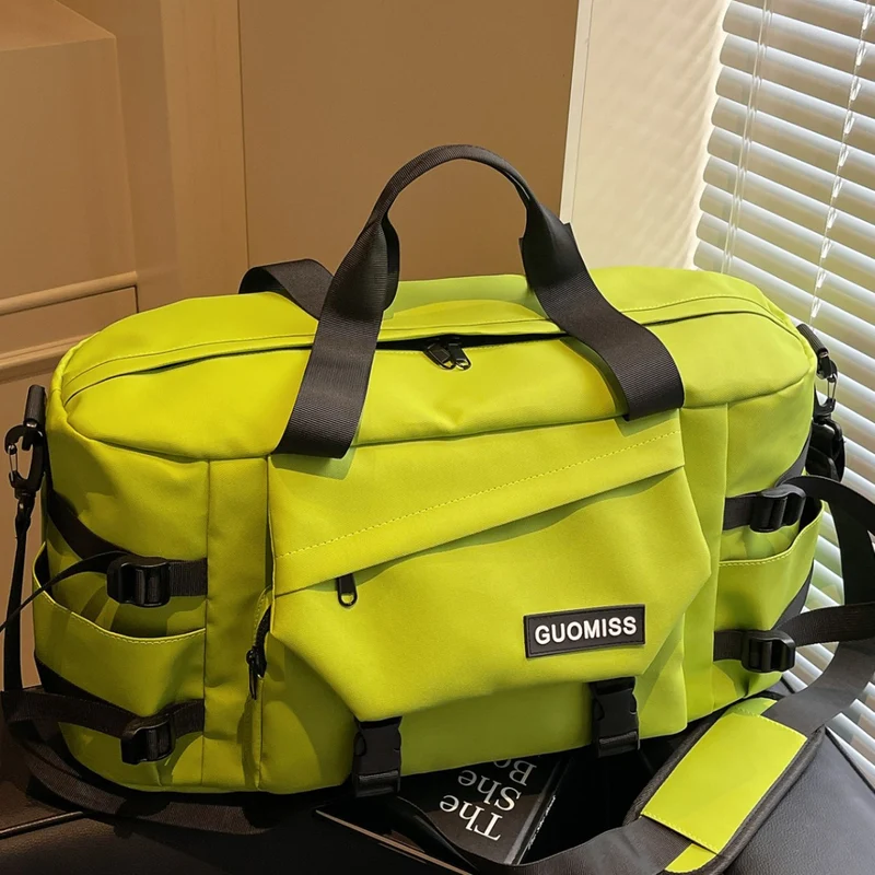 Multifunktionale Sport- und Reisetasche mit robustem Design Skanto
