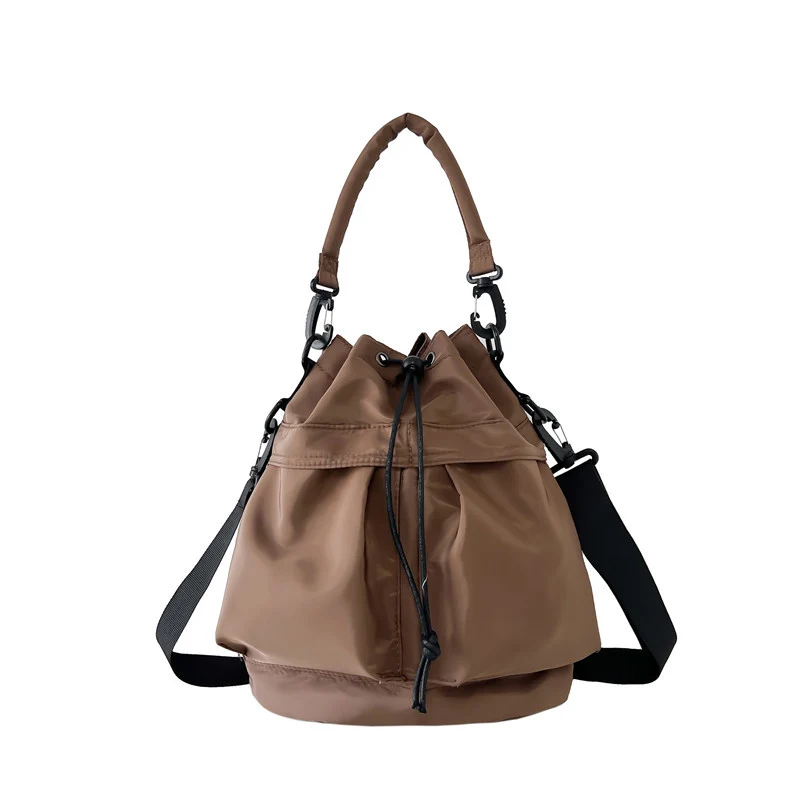 Moderne Wochenendtasche im praktischen Kordelzug-Design Skanto