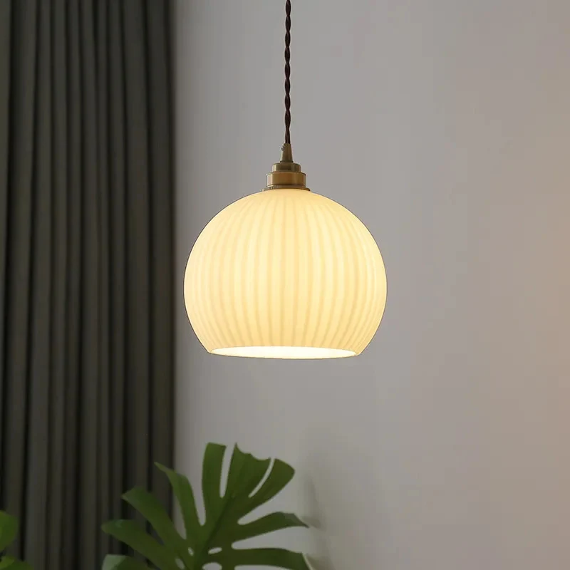 Elegante gerippte Glas Pendelleuchte
