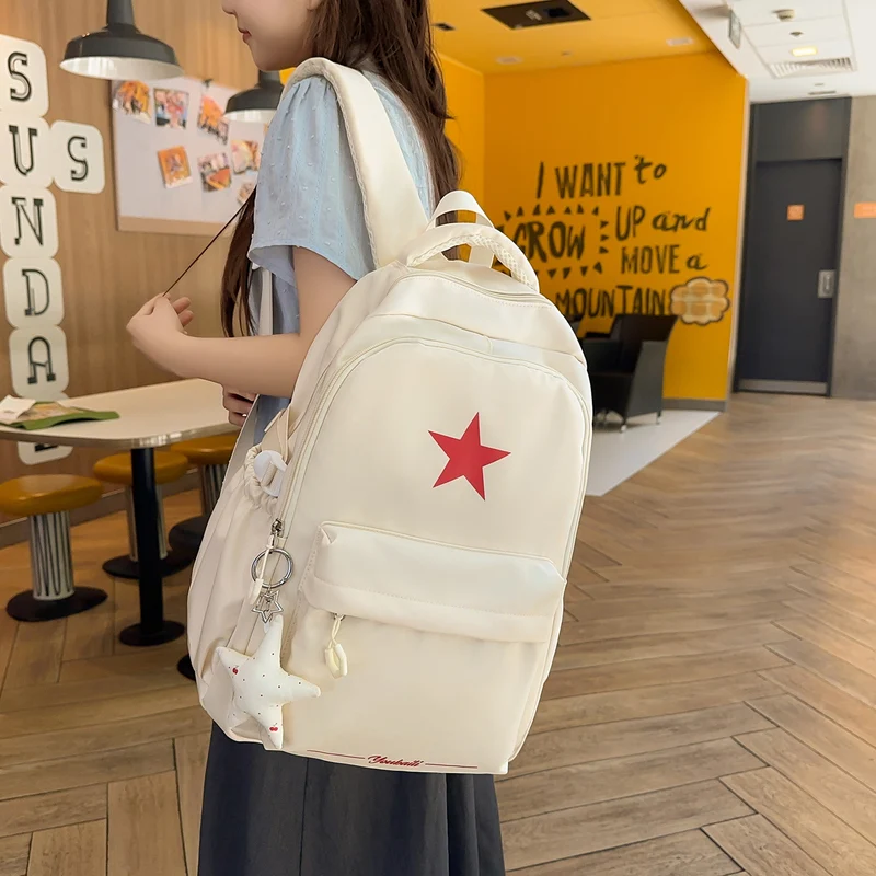 Lässiger Rucksack mit stylishem Stern-Design Karnz