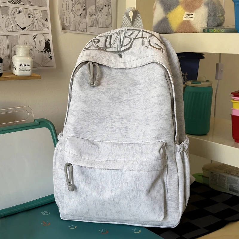 Lässiger Rucksack mit süßem Plüsch-Schlüsselanhänger Karnz