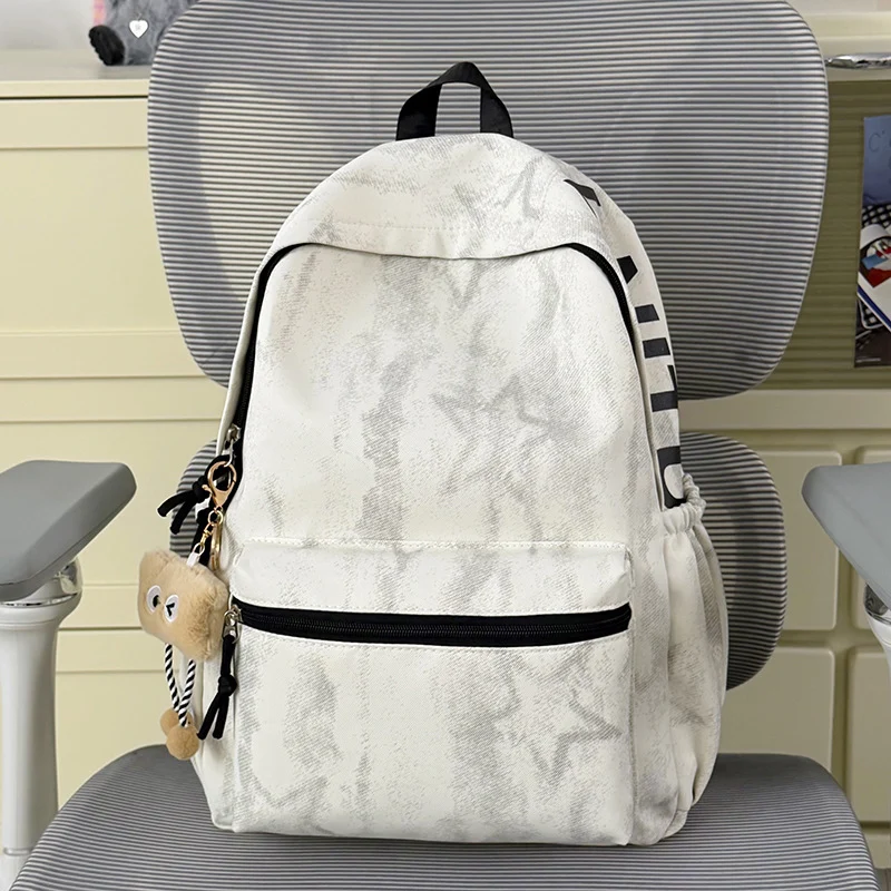 Lässiger Rucksack für Schule und Reisen Karnz
