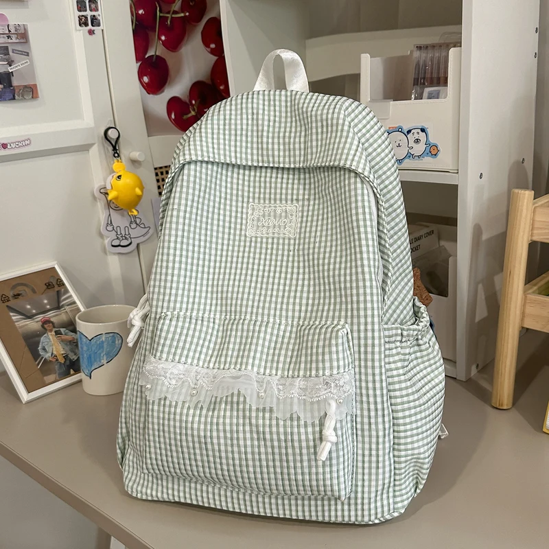 Charmantes gestreiftes Rucksack mit Spitzenbesatz Karnz