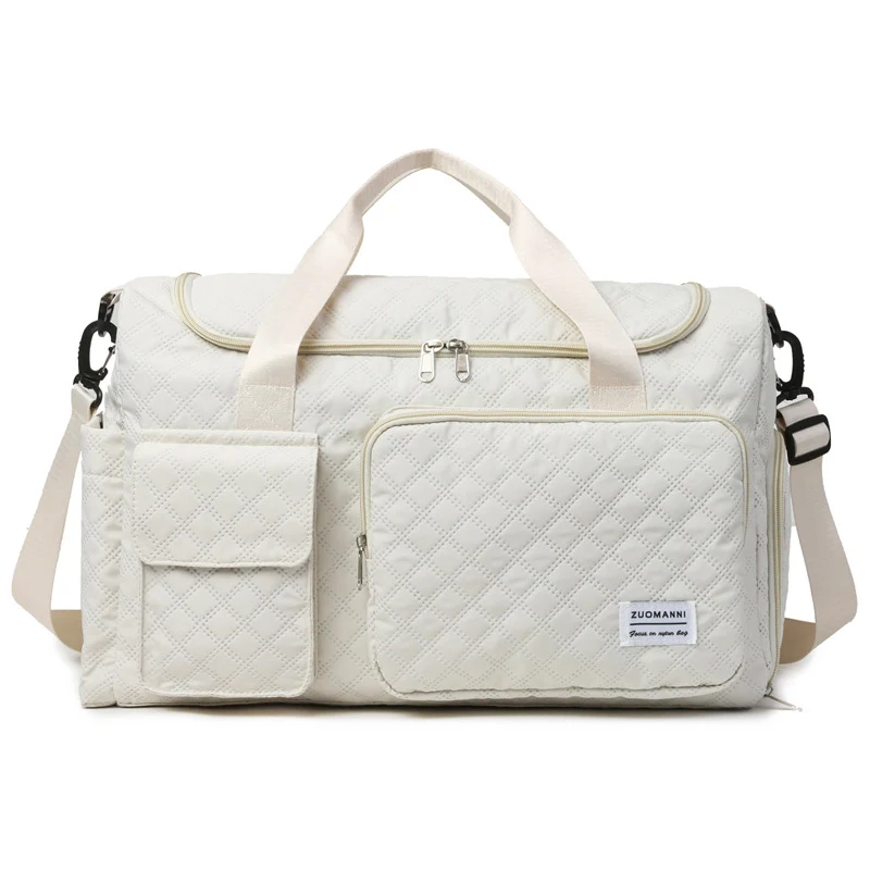 Geräumige Sport-Duffel-Tasche mit strukturierter Oberfläche Skanto