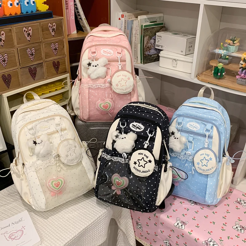 Charmanter gepunkteter Rucksack Karnz