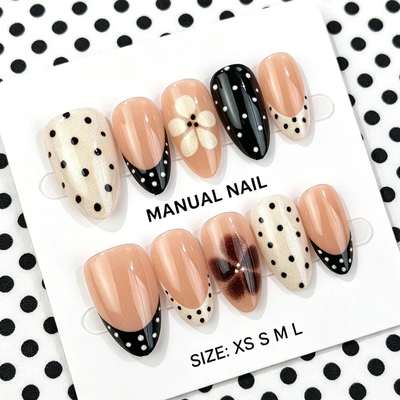Künstlerisches manuelles Press-on-Nagelset