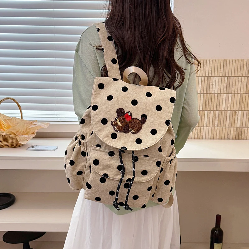 Verspielt gepunkteter Rucksack Karnz