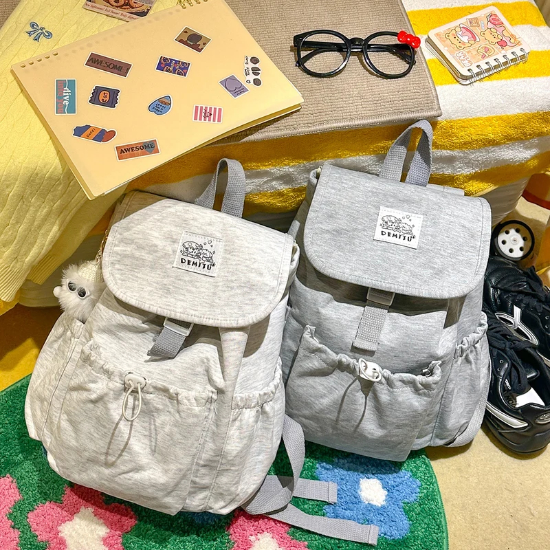 Lässiger Kordelzug Klappen Rucksack Karnz