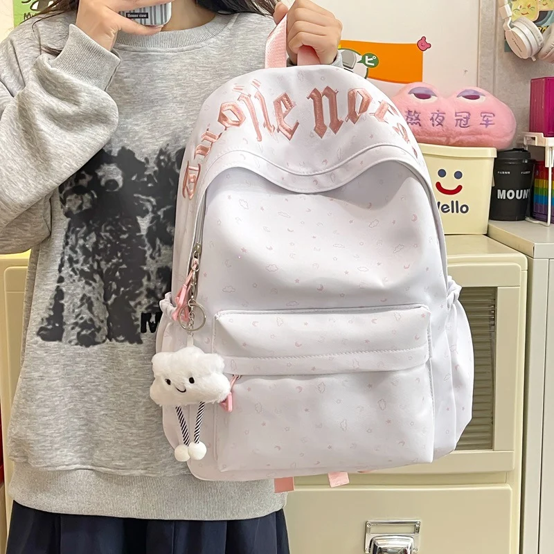 Verspielter Grafikdruck Rucksack Karnz