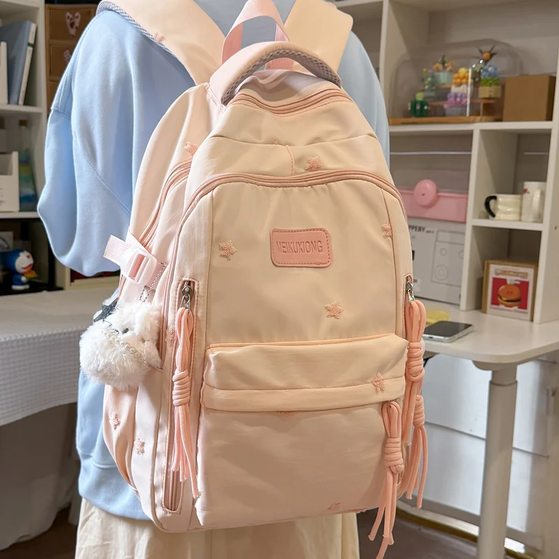 Dekorativer mit Sternen verzierter Rucksack Karnz