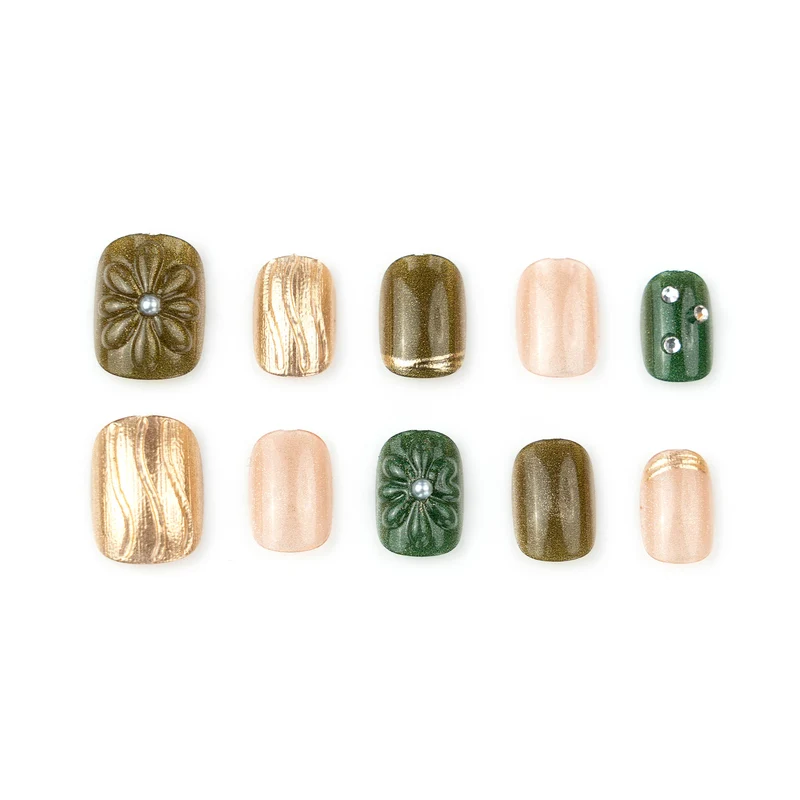 Artisan Floral Press-On Nail Set