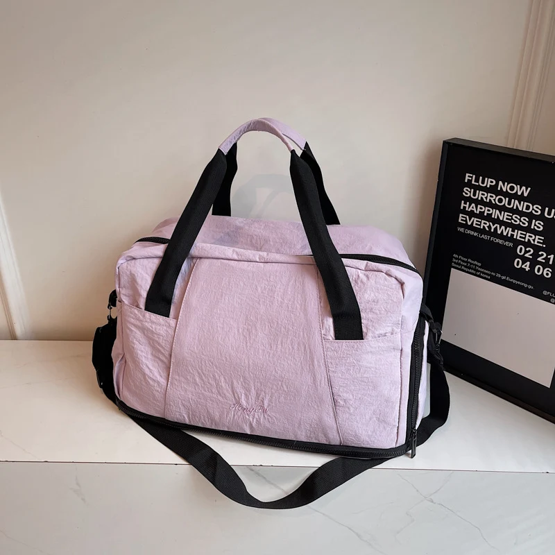 Sportliche Reisetasche mit praktischen Außentaschen Skanto