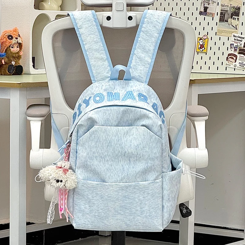 Süßer Plüsch Cartoon Rucksack Karnz
