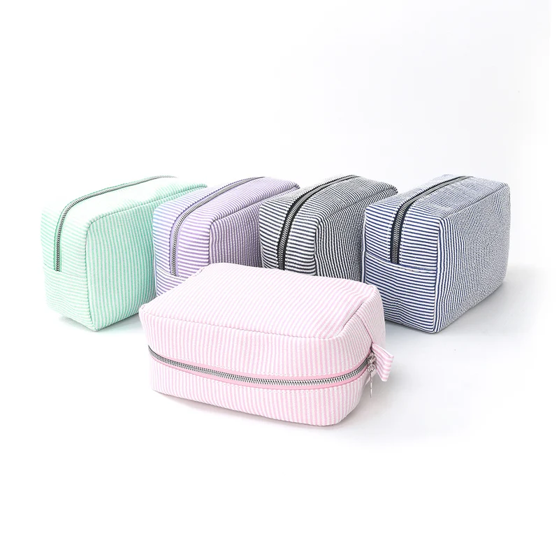 Kosmetik-Organizer-Tasche aus strukturiertem Material Skanto