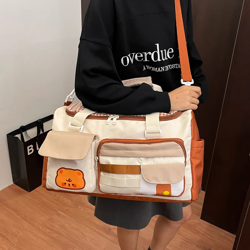 Sportliche Reisetasche mit mehreren Außentaschen Skanto