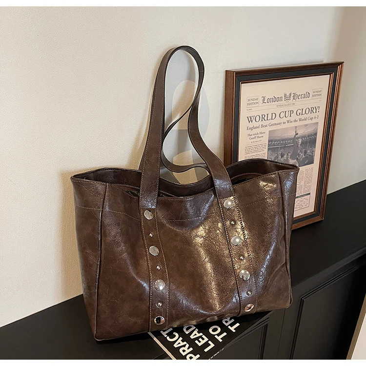 Hochwertige Vintage-Ledertasche Skanto