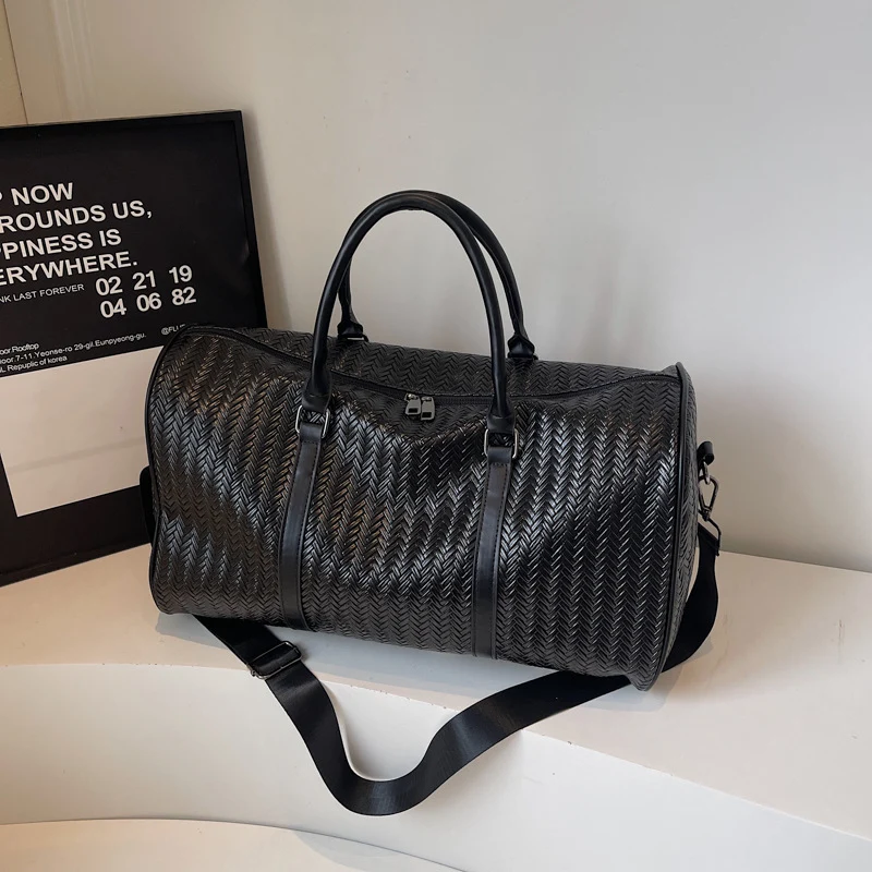 Sportliche Reisetasche im modernen Korbflecht-Design Skanto