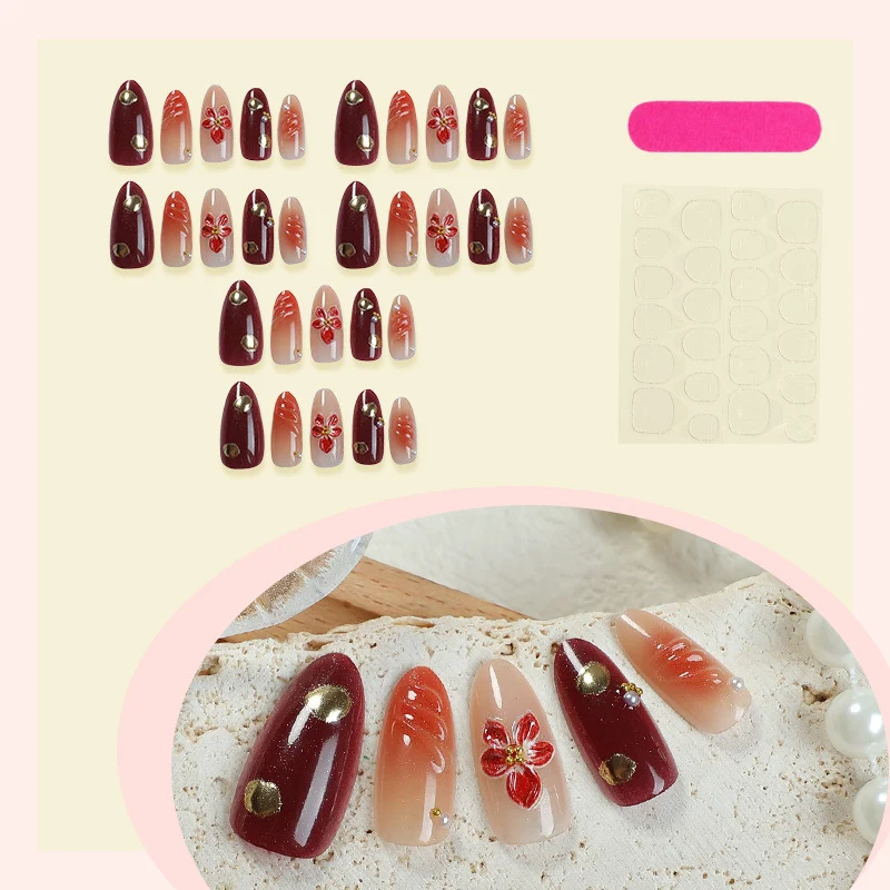 Künstlerische Blumenakzent Press-On Nagelkollektion