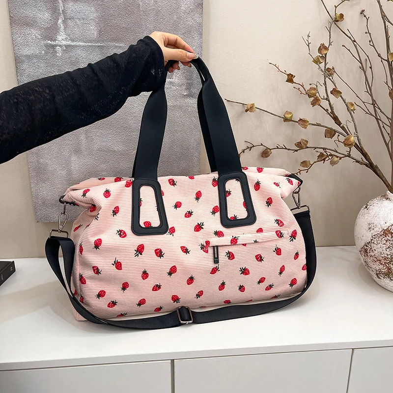 Stofftasche mit fruchtigem Design und multifunktionalen Fächern Skanto