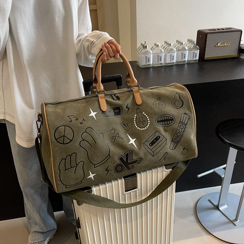 Reisetasche mit einzigartigem Design aus grauem Kunstleder Skanto