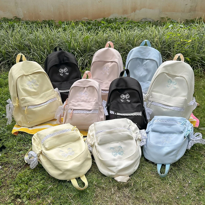 Charmanter mit Schleifen verzierten Rucksack Karnz