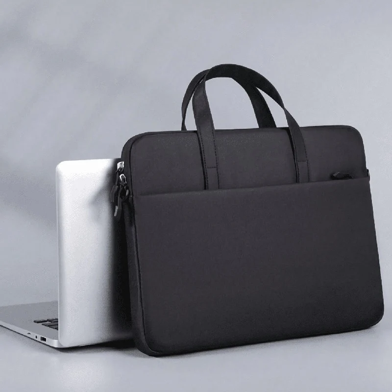 Stoßfeste Laptoptasche mit extra Schutzschaum Skanto