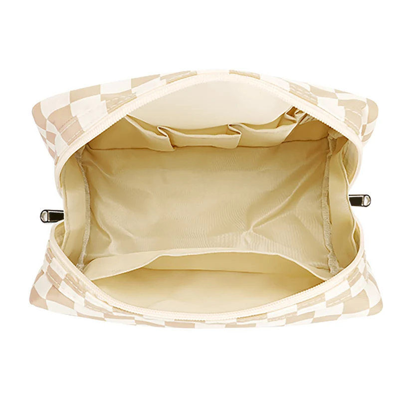 Stylische Kosmetiktasche mit Karomuster Skanto