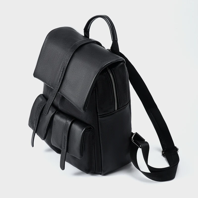 Leder Klappen-Rucksack mit doppelten Fronttaschen und Oberem Griff