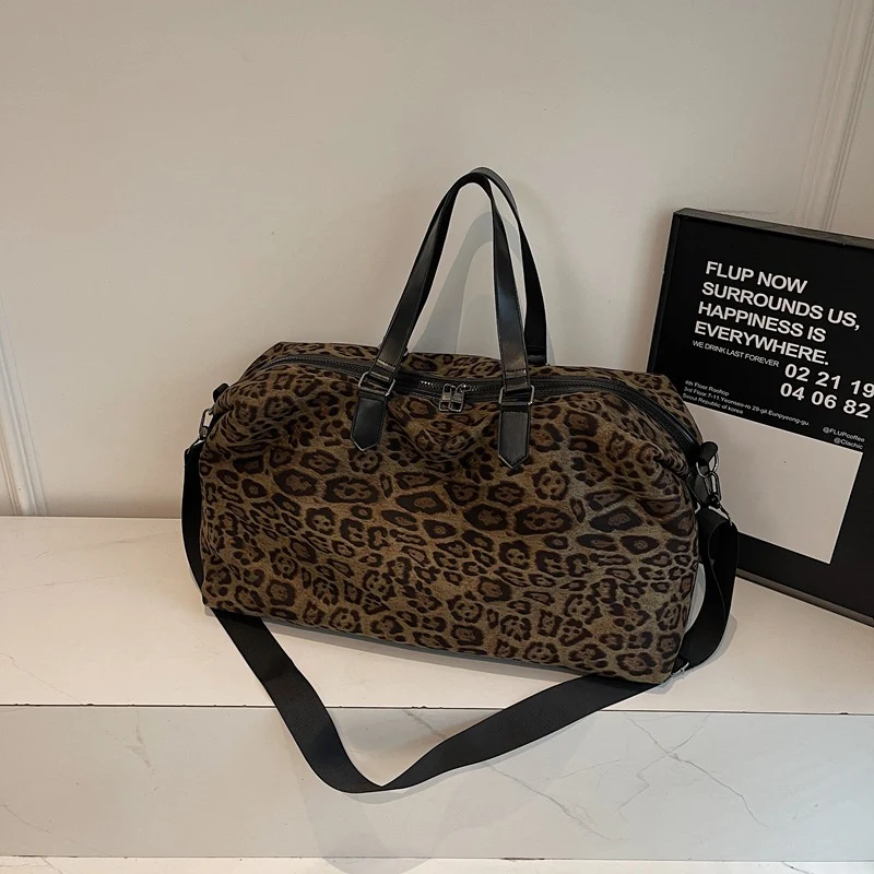 Wochenend-Reisetasche im trendigen Leopardenmuster Skanto