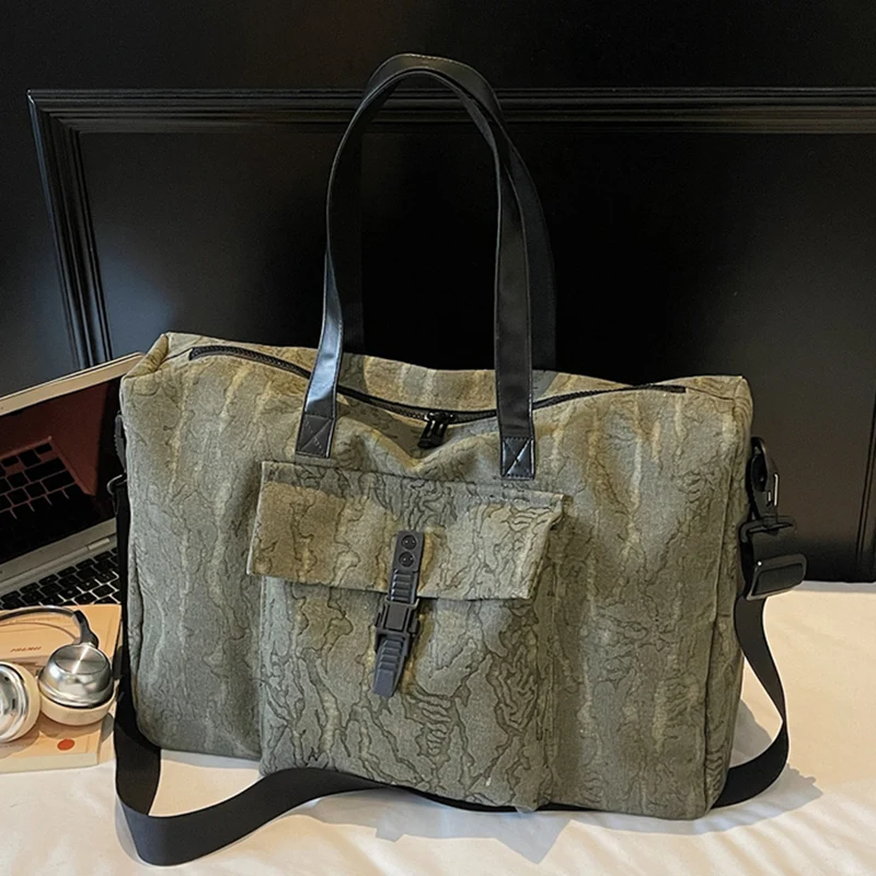 Board- und Reisetasche mit verstellbarem Schultergurt Skanto