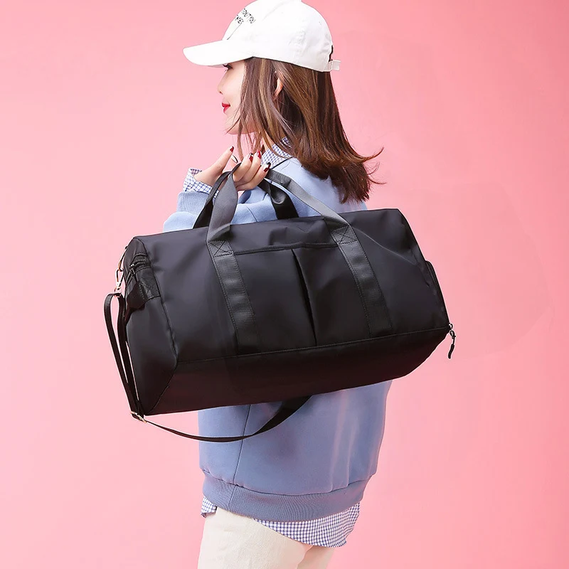 Sportliche Reisetasche mit praktischen Außentaschen Skanto