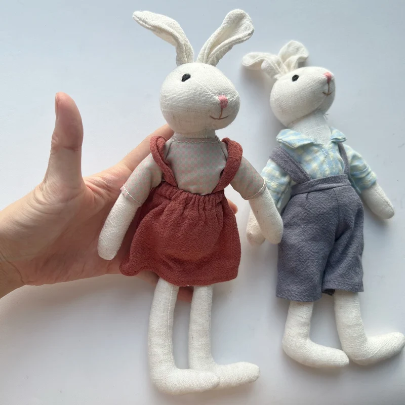 Leinen-Punkt-muster Schlappohr-Hase Puppe