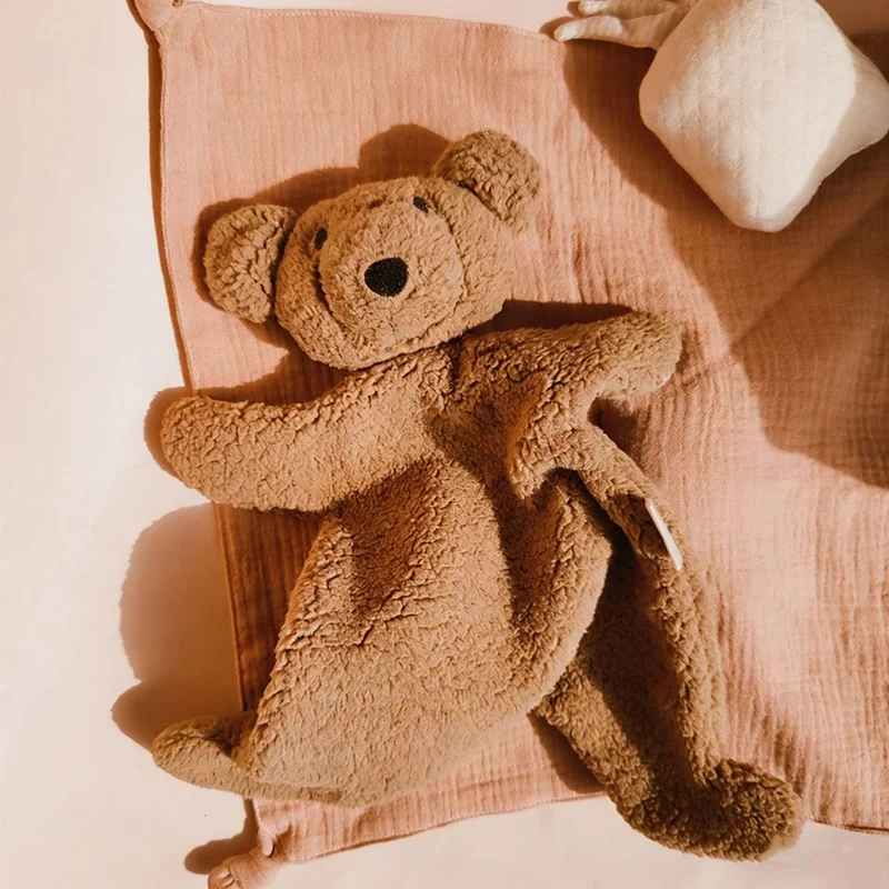 Handgefertigter Organic Cotton Langbein Bunny Plüsch mit besticktem Overall