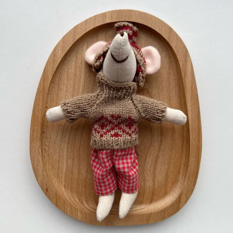 Handgefertigter Organic Cotton Langbein Bunny Plüsch mit besticktem Overall