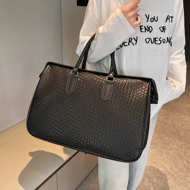 Elegante Handtasche mit strukturiertem Design Skanto