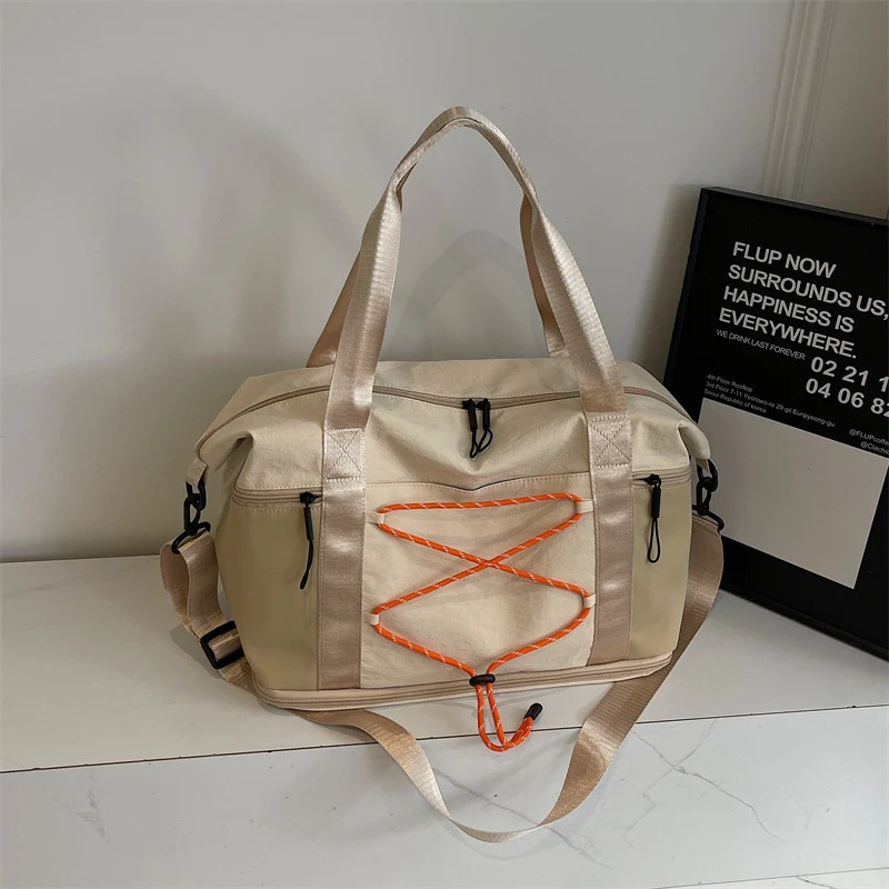 Sportliche Freizeit-Reisetasche mit praktischen Fächern Skanto