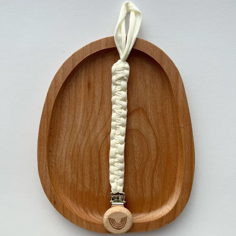 Geflochtener Baumwoll-Schnullerband mit graviertem Holz-Sicherheitsclip