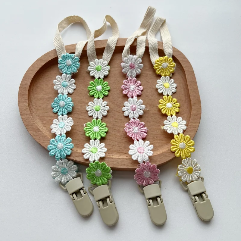 Crochet Daisy Schnullerclip mit Baumwollband