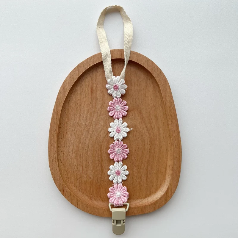 Crochet Daisy Schnullerclip mit Baumwollband