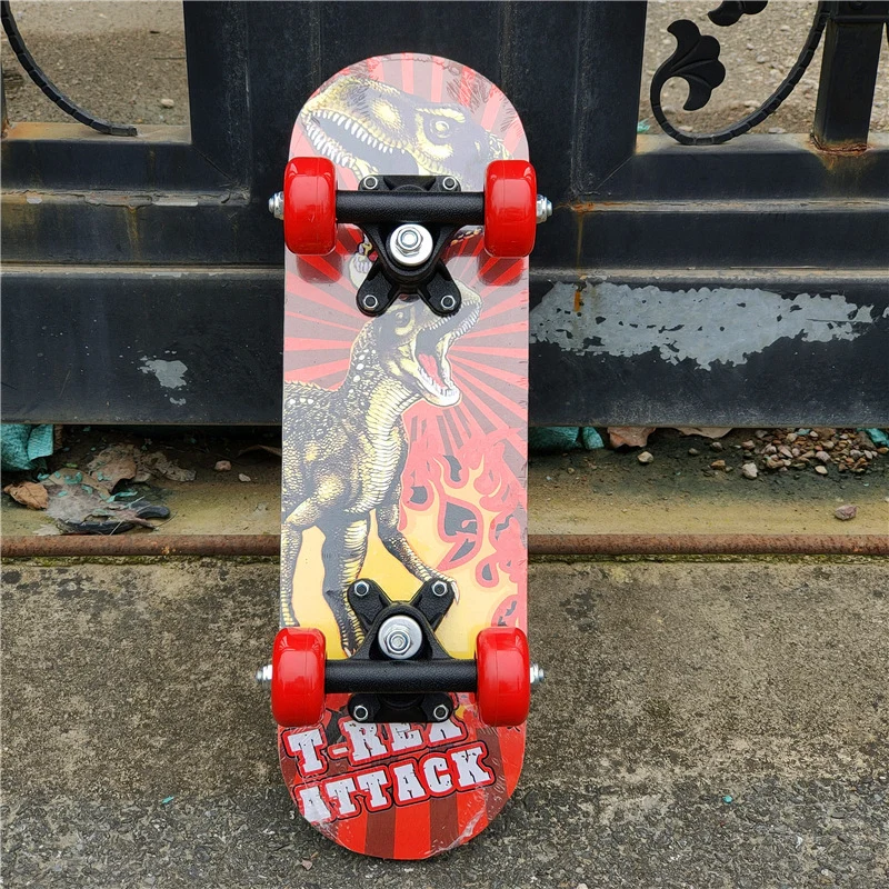 Mini-Skateboard mit Cartoon-Motiv Skanto