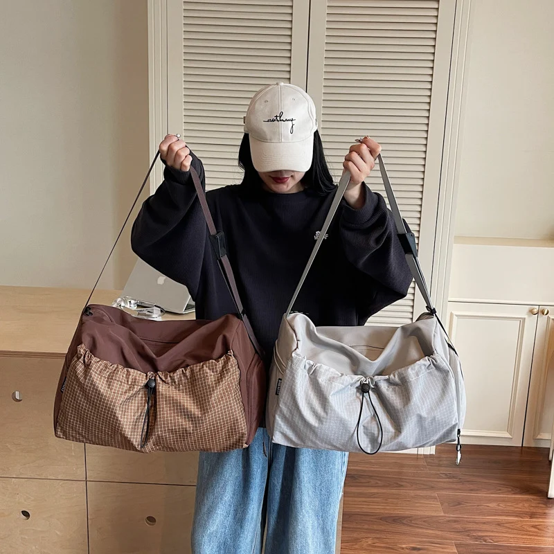 Geräumige Sport-Reisetasche mit flexiblem, verstellbarem Tragesystem Skanto