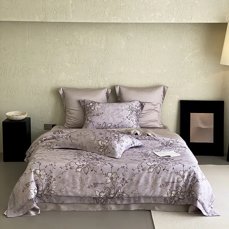 Jacquard-Bettbezuggarnitur mit tonalem Blumenrelief und seidig-mattem Finish
