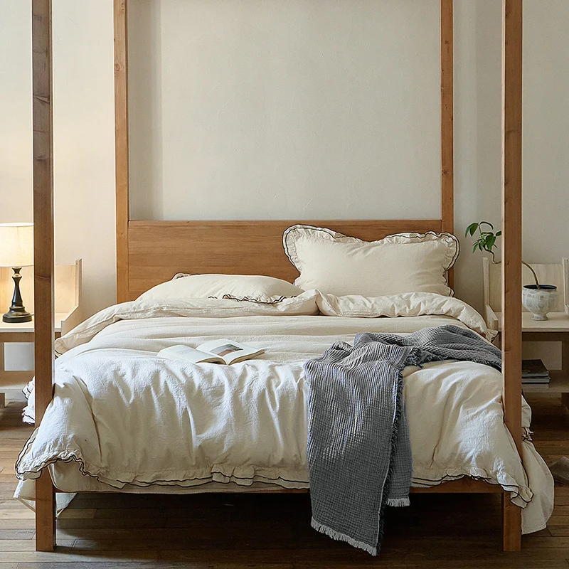 Atmungsaktive Bettwäsche-Garnitur aus gewaschenem Leinen-Baumwoll-Mix mit Kantenrüsche