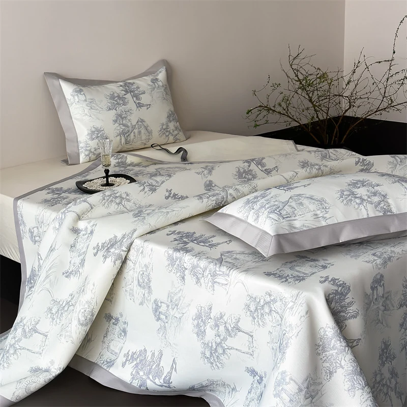 Bettwäschegarnitur aus feinem Baumwollsatin mit klassischem Toile-de-Jouy-Print und satiniertem Saum